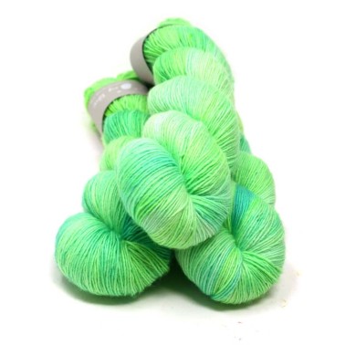 Qing Fibre Merino Single - Acid Apple