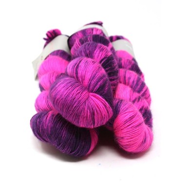 Qing Fibre Merino Single - Foxglove