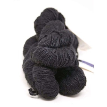 Silky Merino - Black 195 el hilo ideal para tejer un shawl en DK
