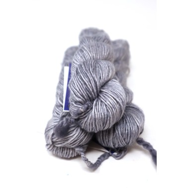 Silky Merino - Cape Code Grey 429 ideal Dk yarn for a shawl