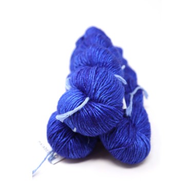 Silky Merino - Matisse Blue 415 el hilo ideal para tejer un shawl en DK