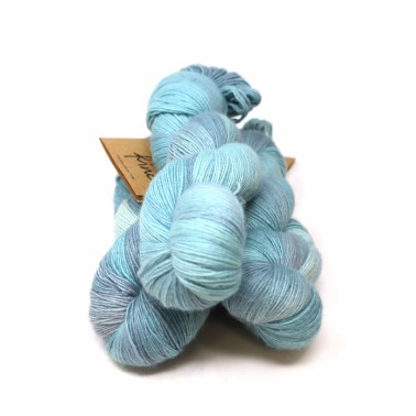 Manos del Uruguay Fino Watered Silk 404 Fingering