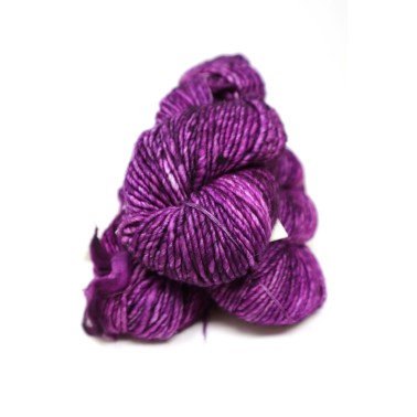 Lana marca Malabrigo Mecha Borrajas 058 (púrpuras) -  En tu tienda online PICKNIT