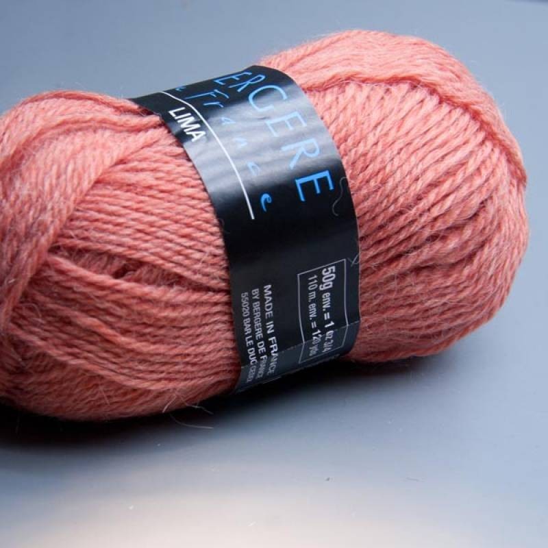 Bergere de France. - Lima Pack