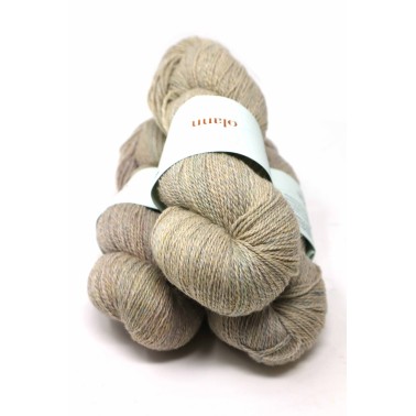 Olann  Yarns - Meara Hush