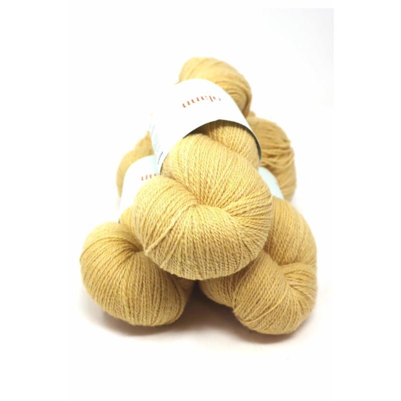 Olann  Yarns - Meara Cirrus
