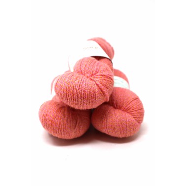 Olann  Yarns - Meara Eros