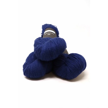 Isager_Tvinni* - 54 Electric Blue