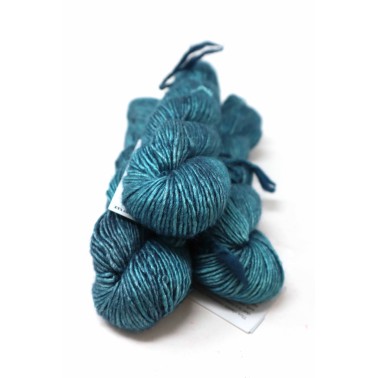 Silky Merino - Bobby Blue 071 el hilo ideal para tejer un shawl en DK