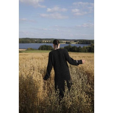 Laine Magazine - Cultivate: Knitting the Beauty of Nature by Dee Hardwicke & Jonna Helin Presale