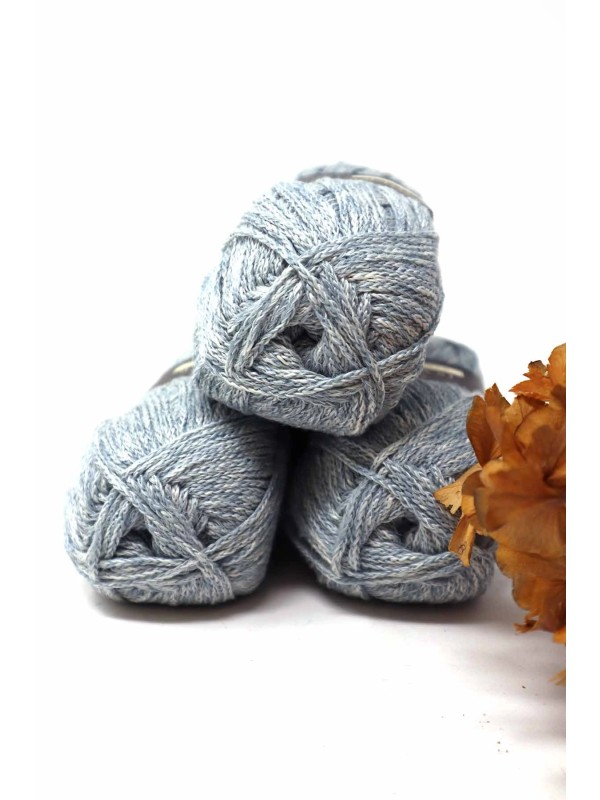 Isager Baby Yarn 10 Light Blue