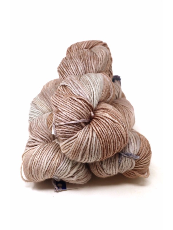 Malabrigo Worsted Whole Grain 696 hilo worsted ideal para proyectos rápidos