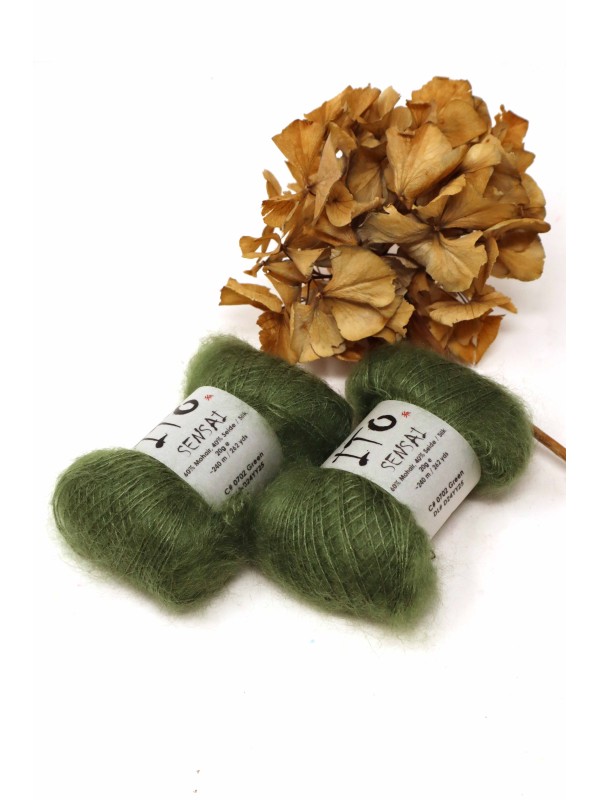 Ito Sensai Green 702 Couleurs vibrantes de mohair et soié