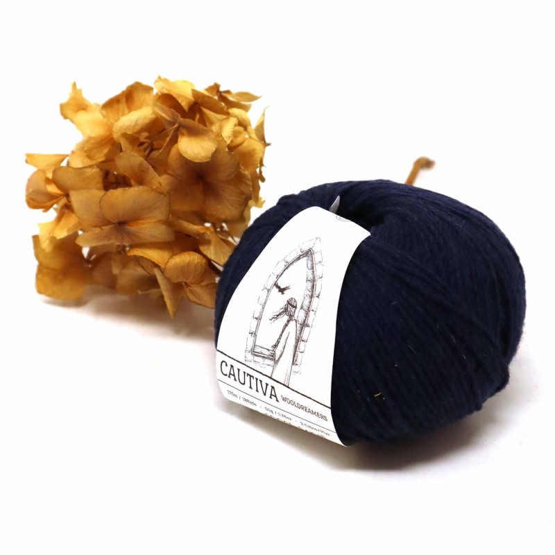 Wool Dreamers - Cautiva 002G Navy