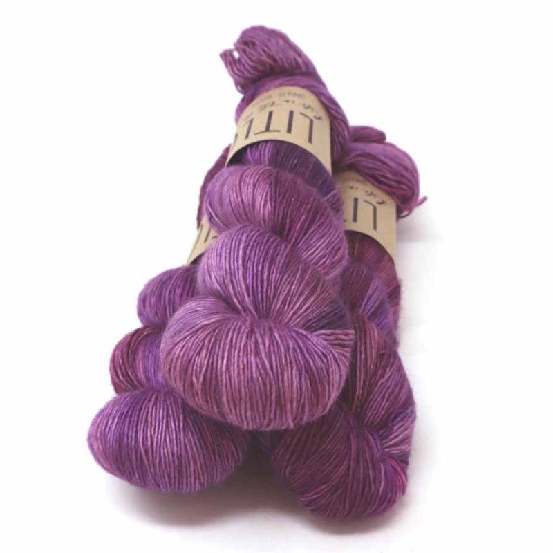 LITLG Singles Rose Garnet 2