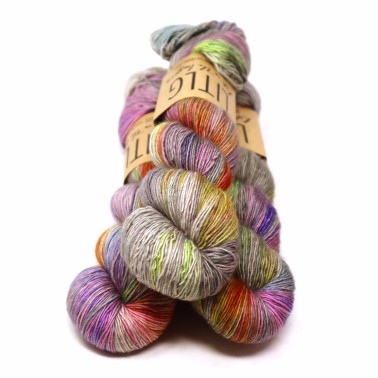 LITLG Singles Trek 100% Superwash Merino premium , de un solo cabo single ply  tipo fingering