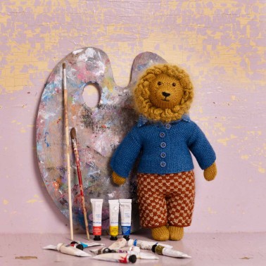 Laine Magazine - Mouche & Friends: Seamless Toys to Knit and Love by Cinthia Vallet Presale