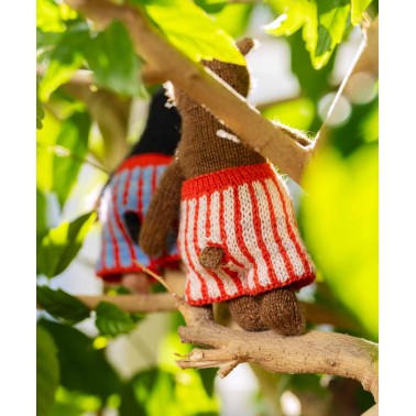 Laine Magazine - Mouche & Friends: Seamless Toys to Knit and Love by Cinthia Vallet Presale