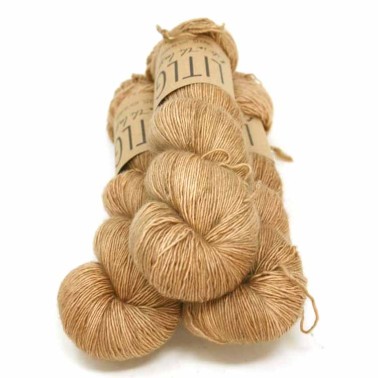 LITLG Singles  - Camel 100% yarn fingering Superwash Merino premium , 1 single ply