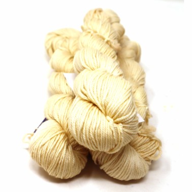 Caprino Ivory 704
