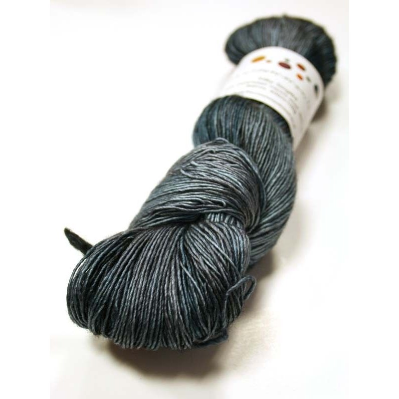 Uncommon Silky Singles - Bassenwaite