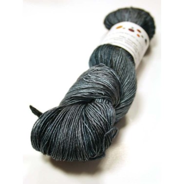 Uncommon Silky Singles - Bassenwaite